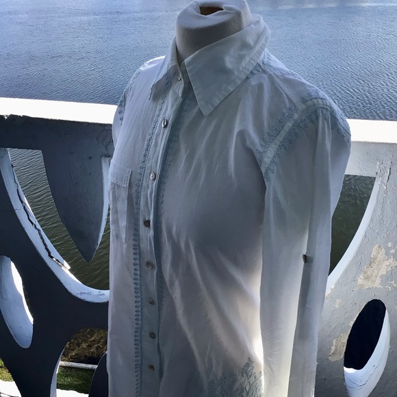 Subtle Luxury Gorgeous Embroidered Cotton Tuxedo Style Long Sleeve Shirt - Picture 4 of 16